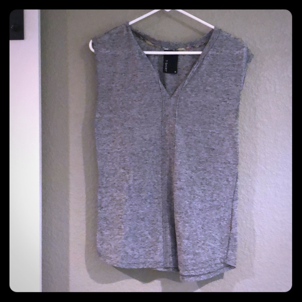 Trendy v neck T